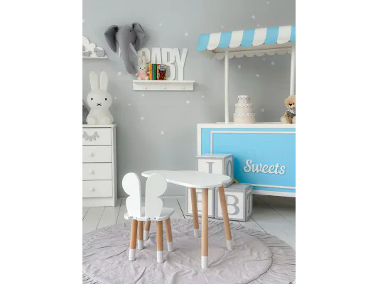 Zobacz Biały zestaw Motylek ze stoliczkiem chmurką i krzesełkiem Biały zestaw Motylek ze stoliczkiem chmurką i krzesełkiem