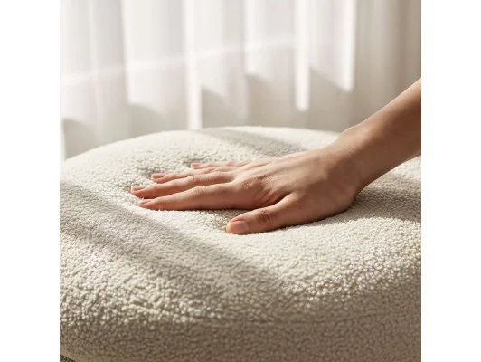 Pufa Mollis Mglista Biel